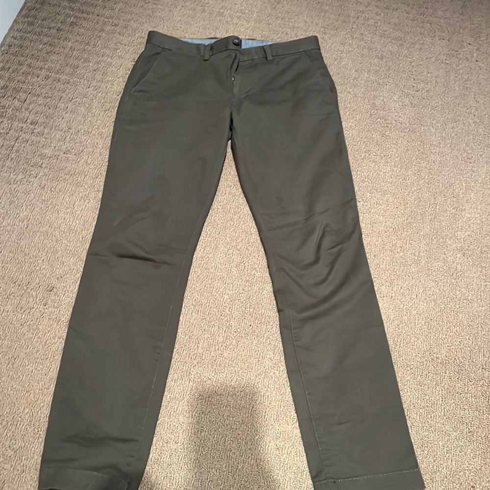 Gap khakis skinny stretch. Army green.